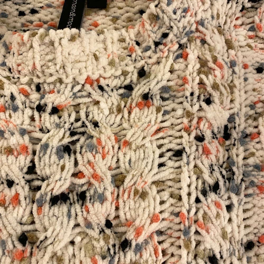 moon&madison sweater! - Picture 5 of 5
